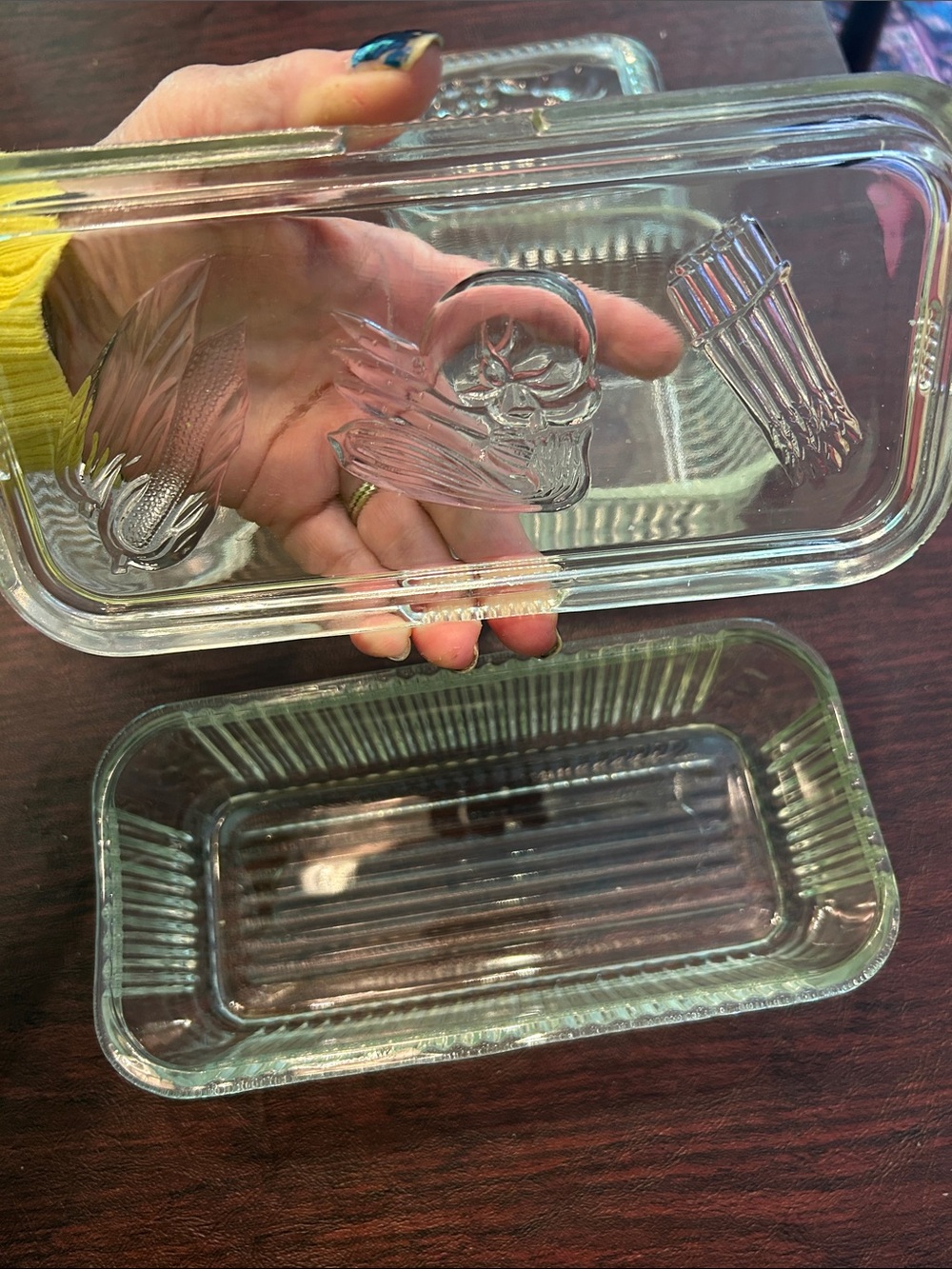 Vintage Clear Glass Storage Dishes; Two with Tops; Beautiful Perfect Condition - Picture 8 of 10